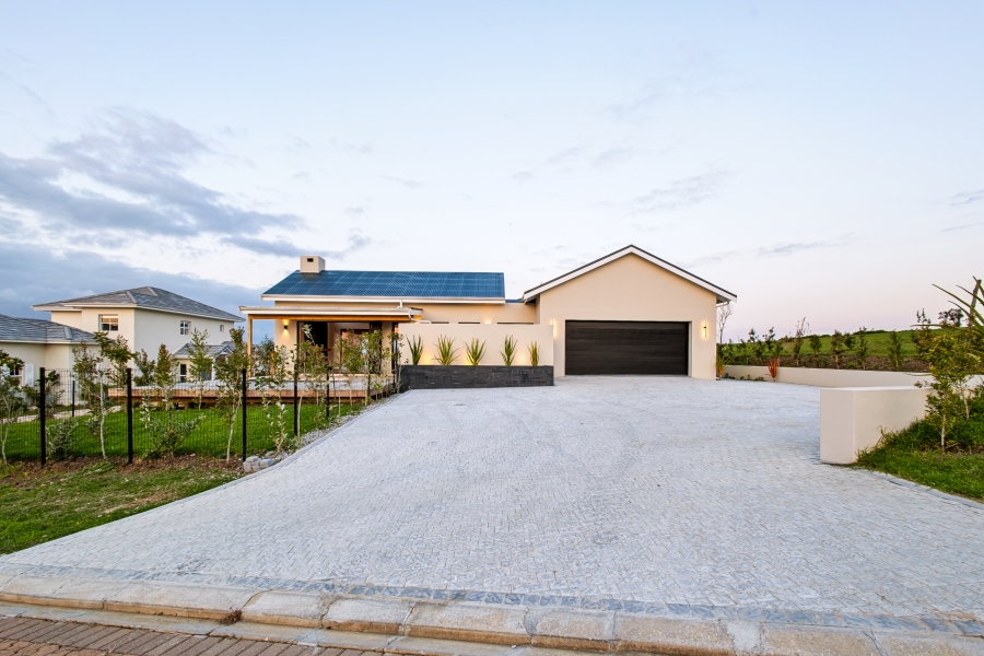 4 Bedroom Property for Sale in Baron View Western Cape